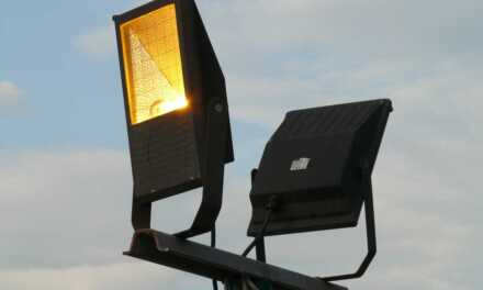 Guide d’achat : quel projecteur solaire choisir ?